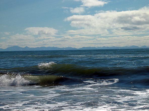 Вид со стороны Вывенки на море и противоположный берег залива Корфа